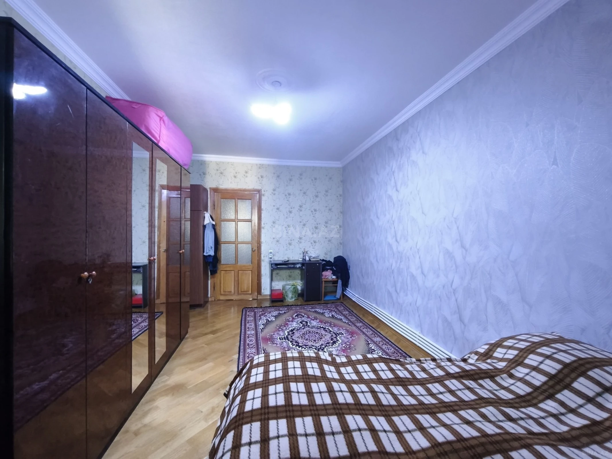 Satılır 2 otaqlı mənzil 65 m²
