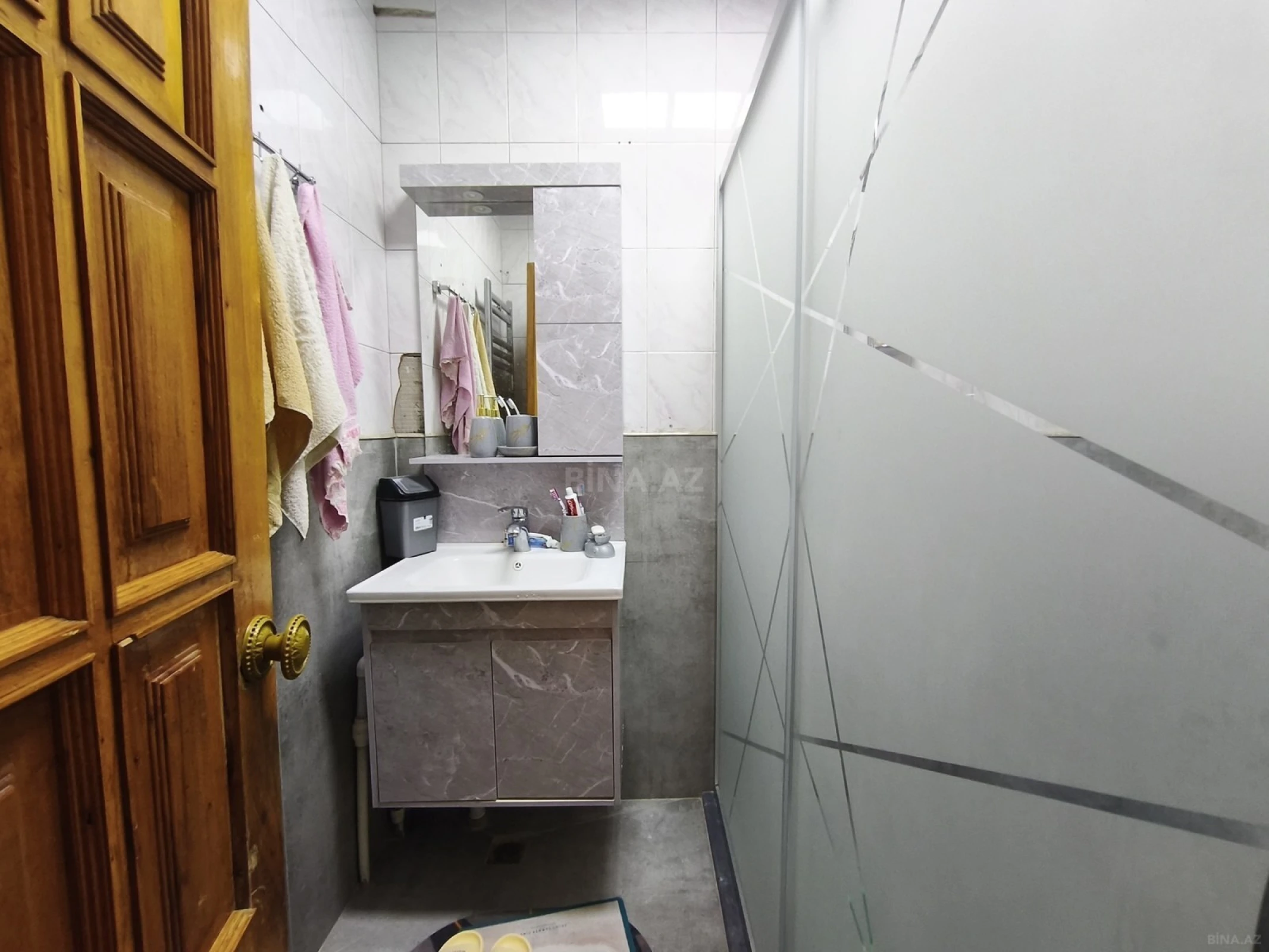 Satılır 2 otaqlı mənzil 65 m²