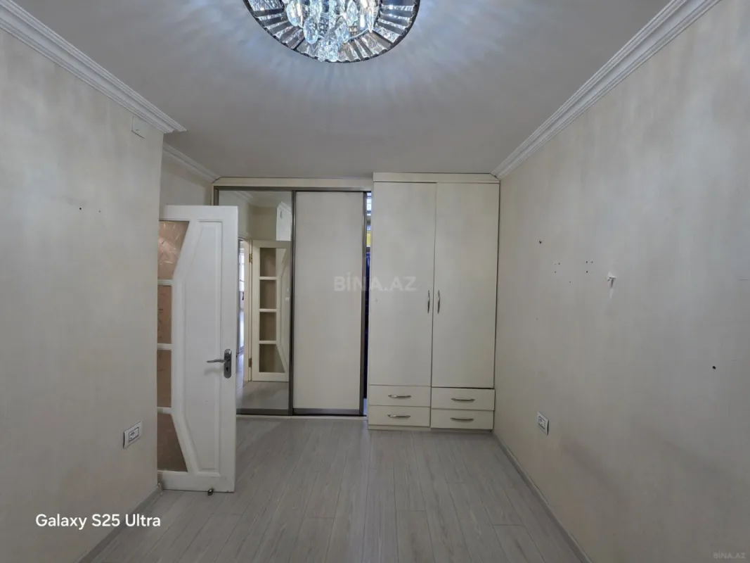 Kirayə verilir 3 otaqlı mənzil 120 m²