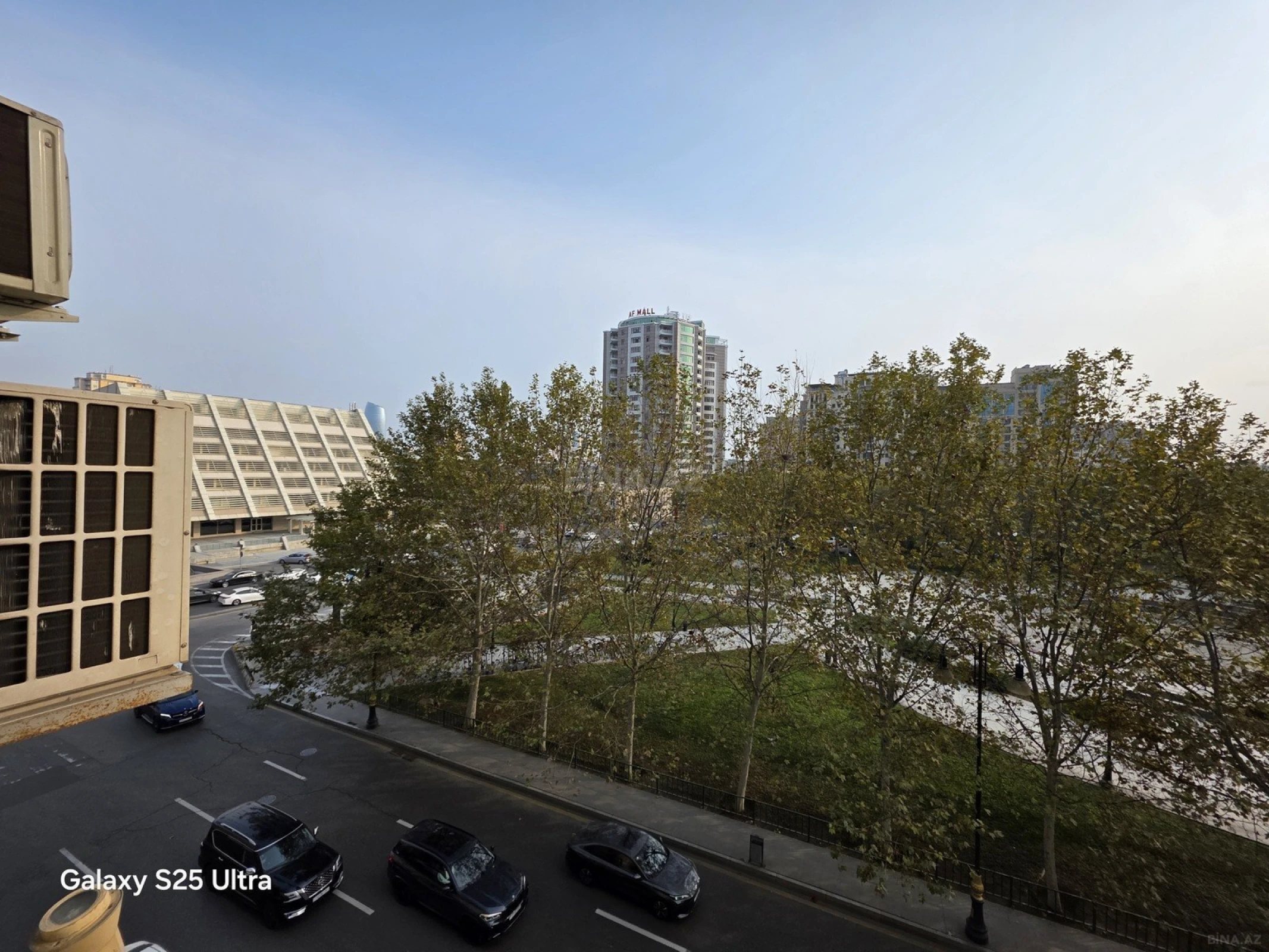 Kirayə verilir 3 otaqlı mənzil 120 m²