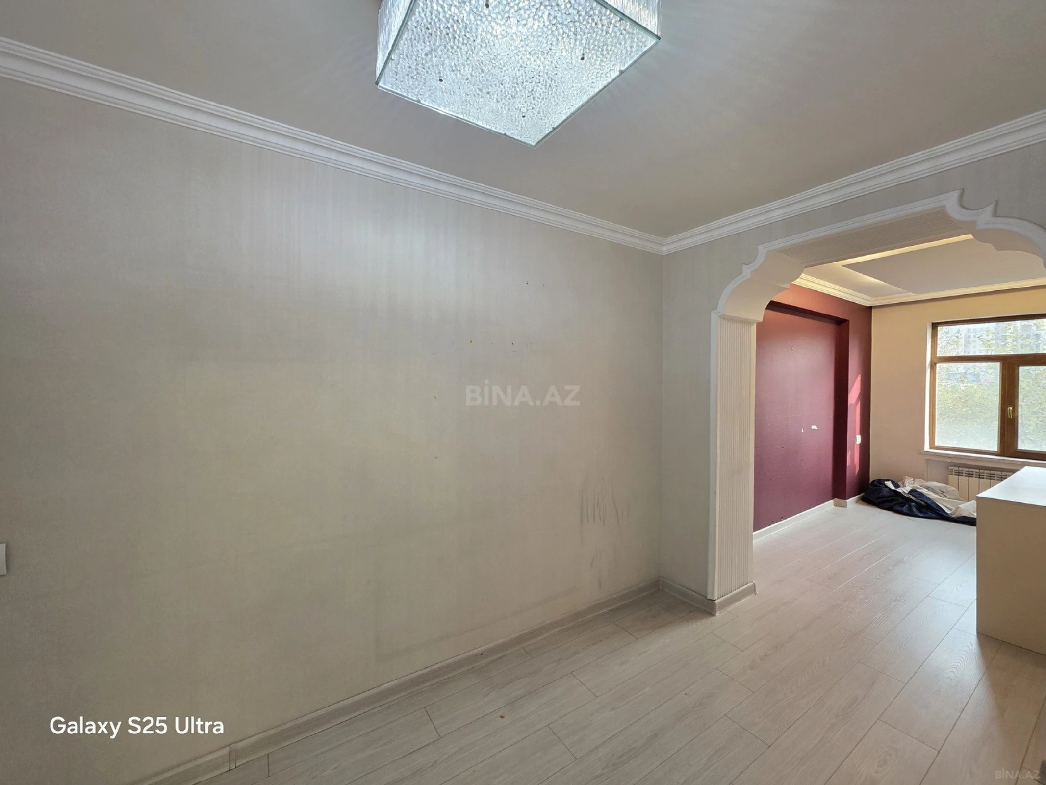 Kirayə verilir 3 otaqlı mənzil 120 m²