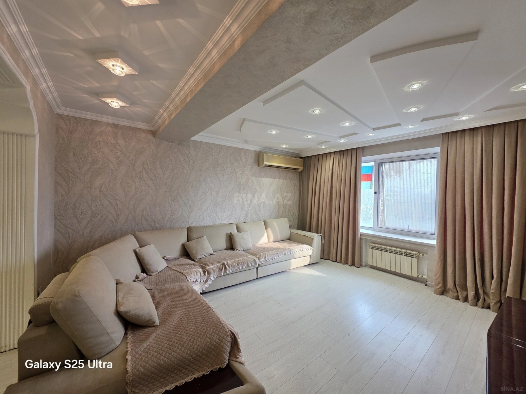 Kirayə verilir 3 otaqlı mənzil 120 m²