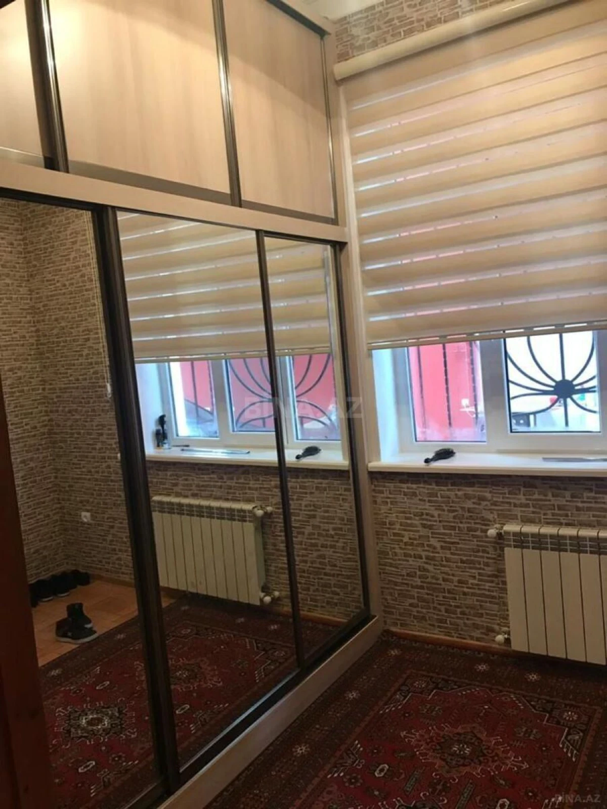 Satılır 4 otaqlı həyət evi 200 m²