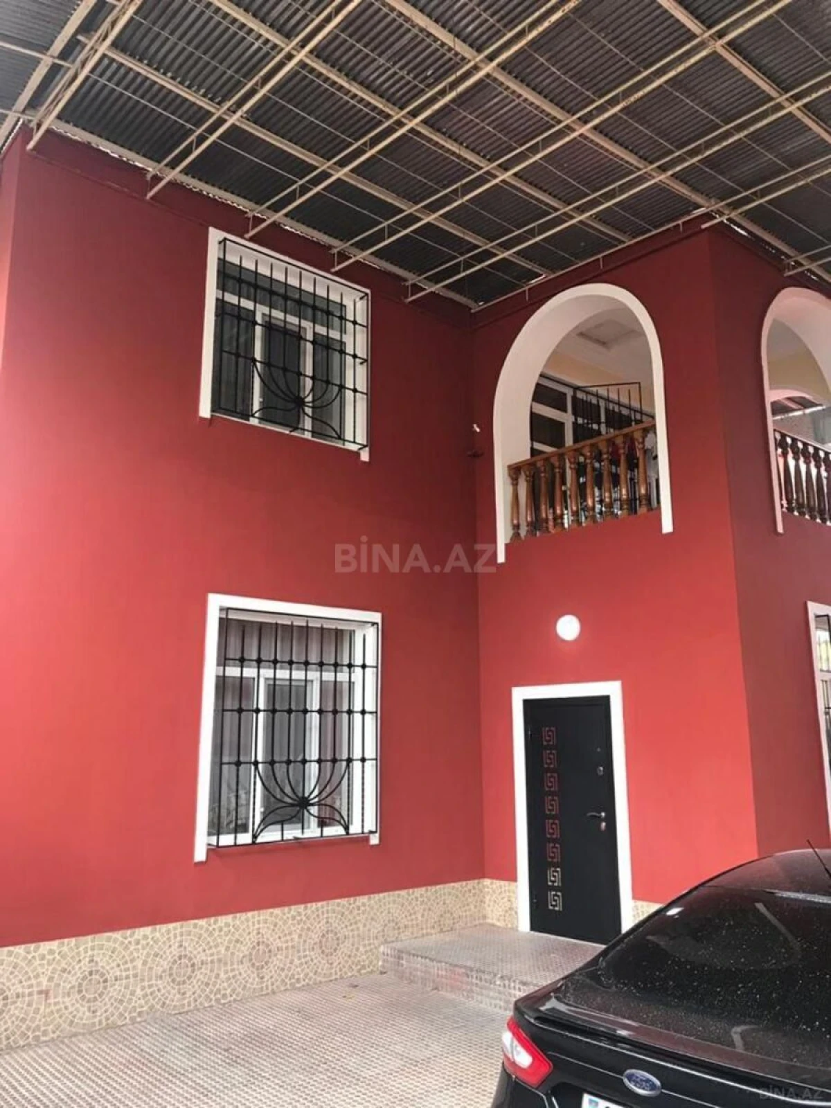 Satılır 4 otaqlı həyət evi 200 m²