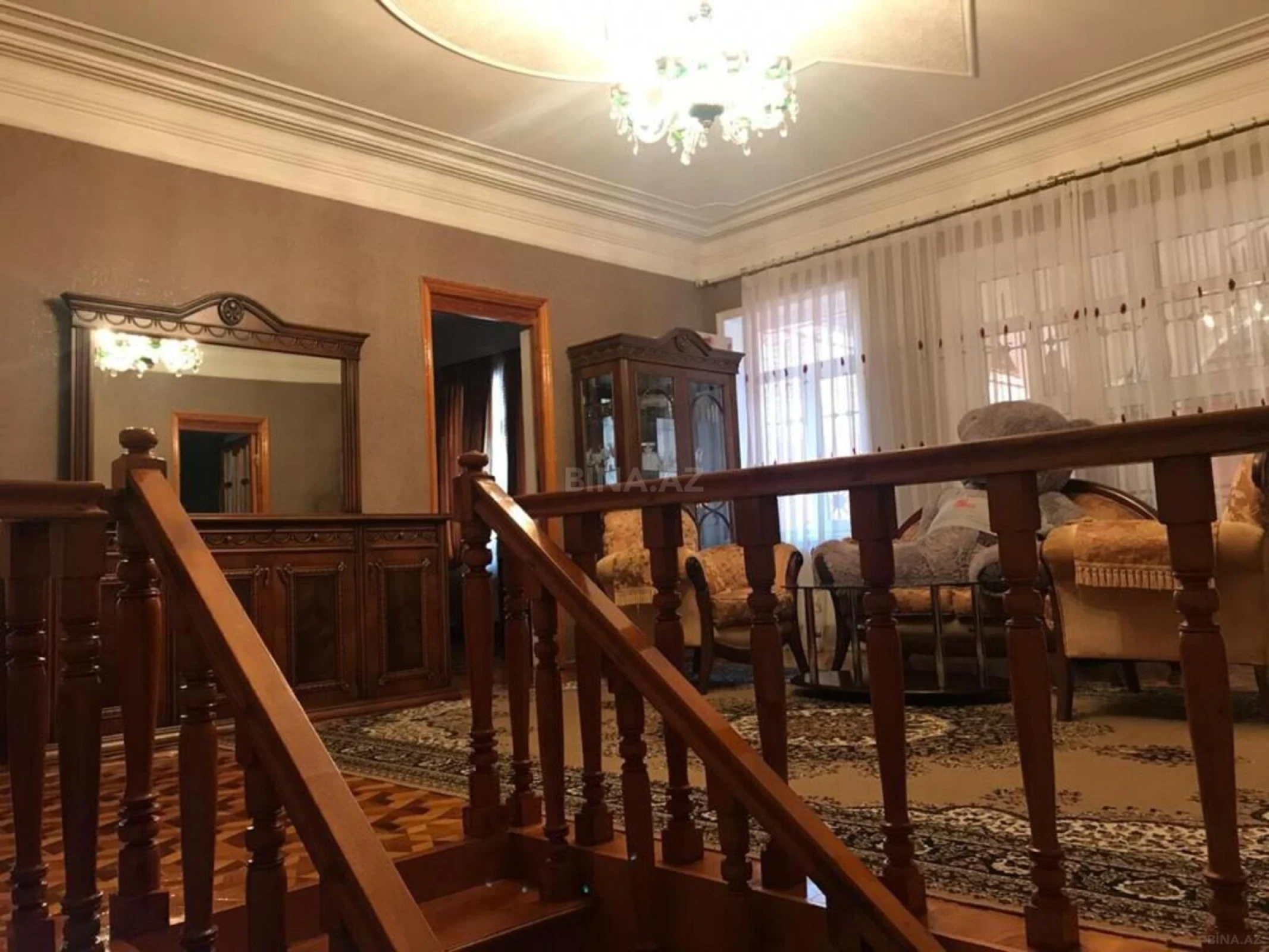 Satılır 4 otaqlı həyət evi 200 m²