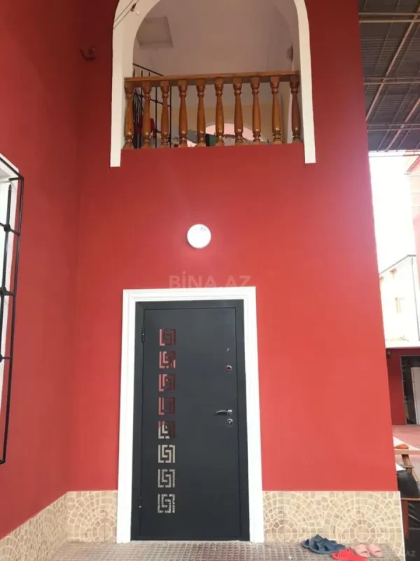 Satılır 4 otaqlı həyət evi 200 m²