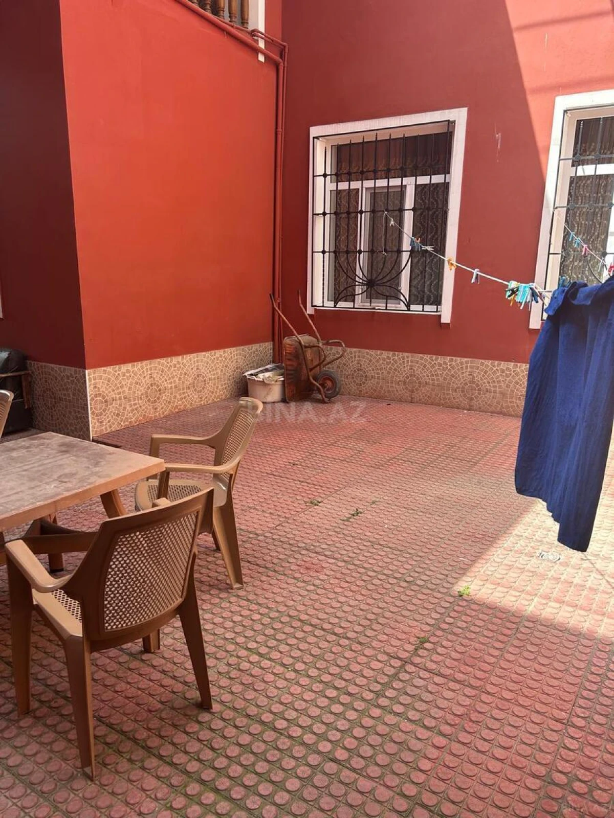 Satılır 4 otaqlı həyət evi 200 m²