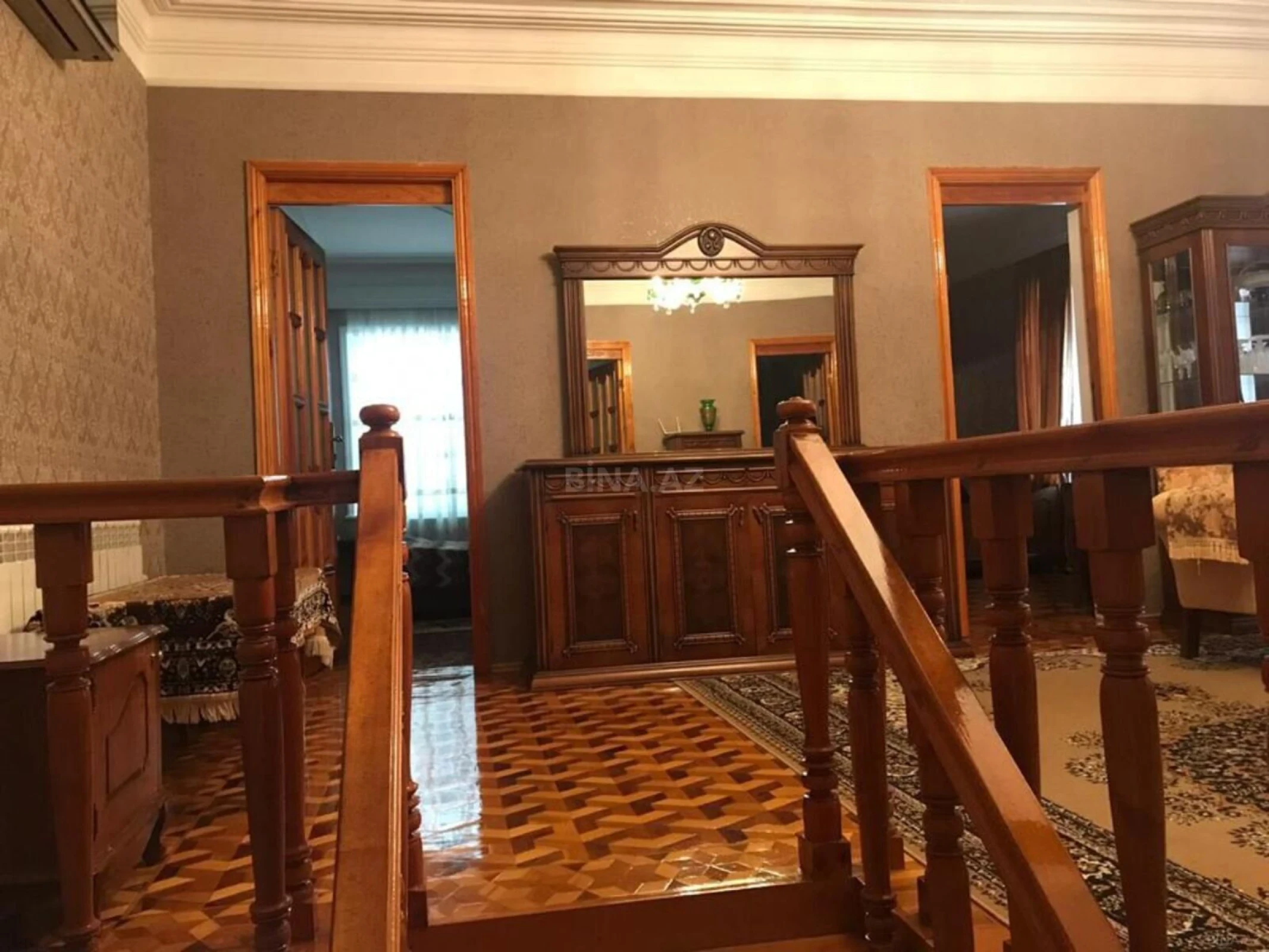 Satılır 4 otaqlı həyət evi 200 m²