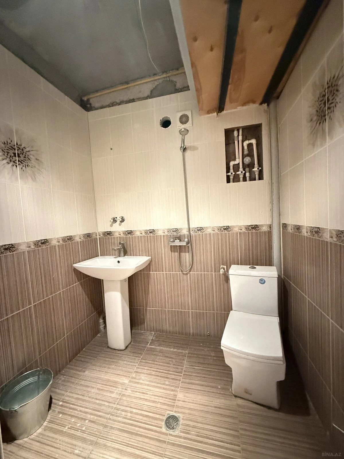 Satılır 2 otaqlı mənzil 55 m²