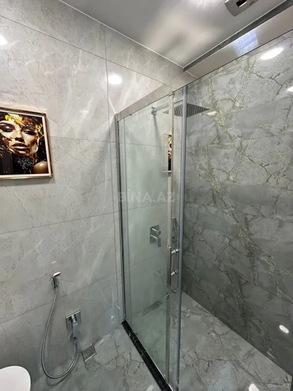 Satılır 2 otaqlı mənzil 68 m²