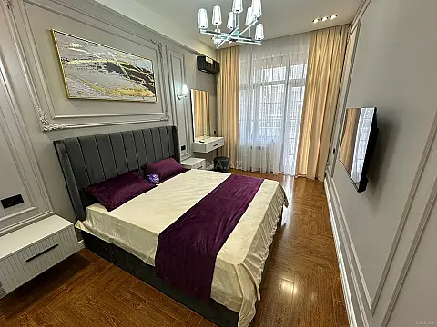 Satılır 2 otaqlı mənzil 68 m²