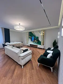 Satılır 4 otaqlı mənzil 145 m² — Bakı, 8-ci kilometr 4 otaq 145.00 m²
