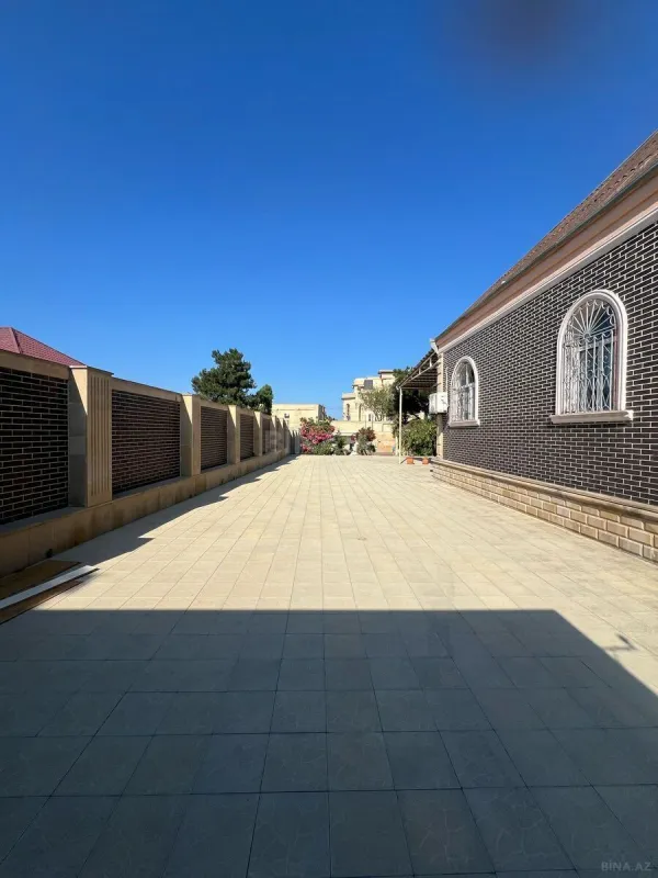Satılır 4 otaqlı həyət evi 160 m²