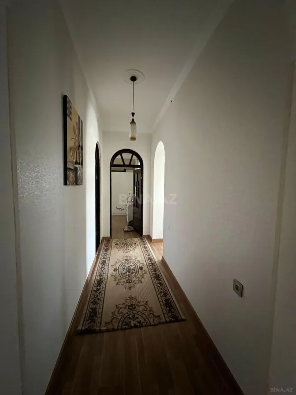 Satılır 4 otaqlı həyət evi 160 m²