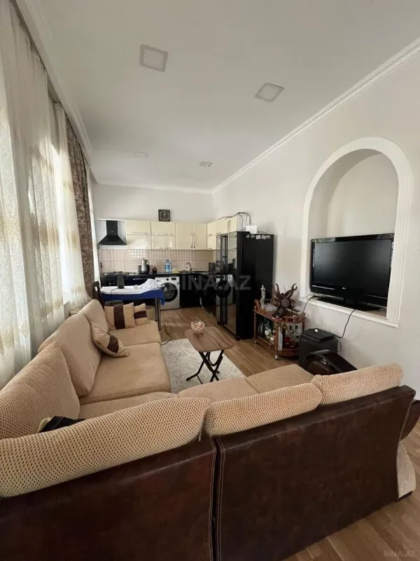 Satılır 4 otaqlı həyət evi 160 m²