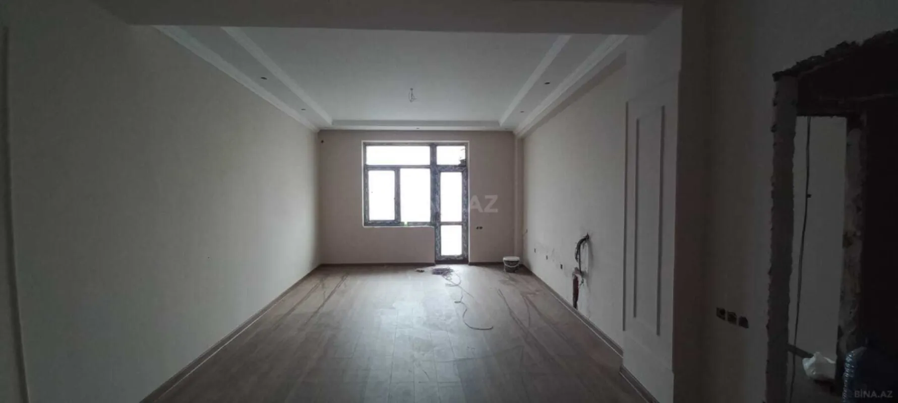 Satılır 3 otaqlı mənzil 101 m²
