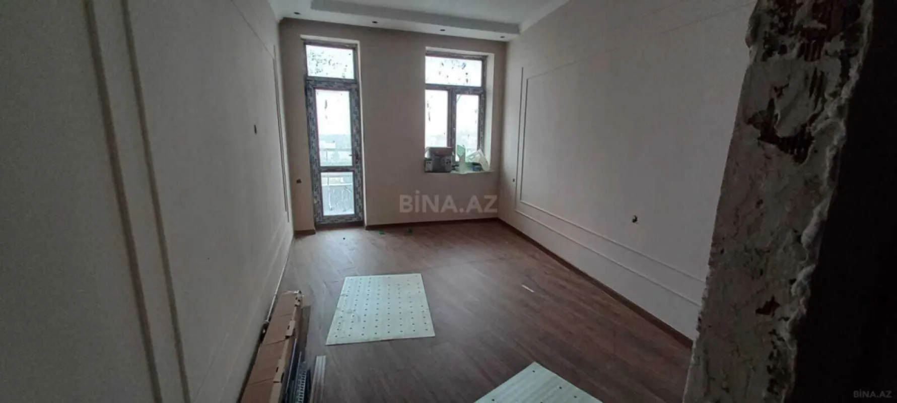 Satılır 3 otaqlı mənzil 101 m²