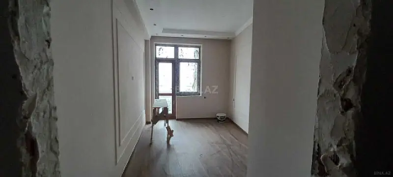 Satılır 3 otaqlı mənzil 101 m²