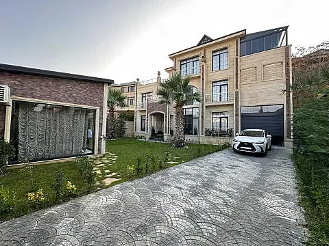 Satılır 5 otaqlı həyət evi 427 m² — Bakı 5 otaq 427.00 m²