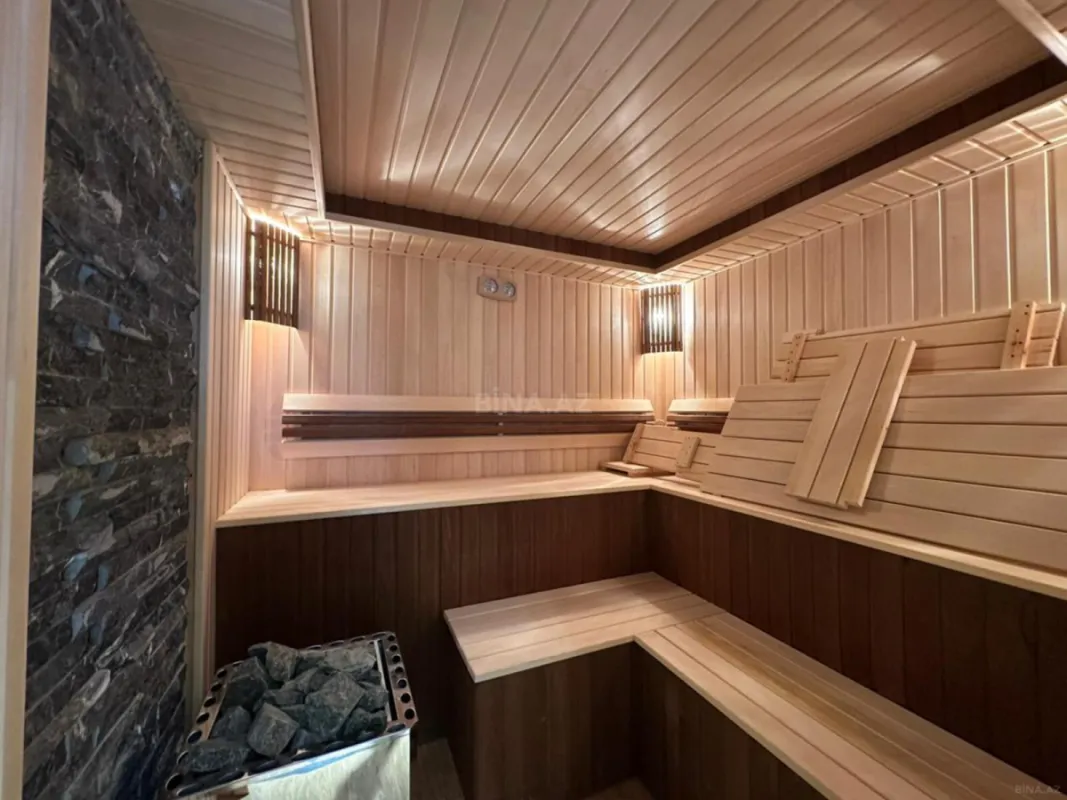 Satılır 5 otaqlı həyət evi 427 m²