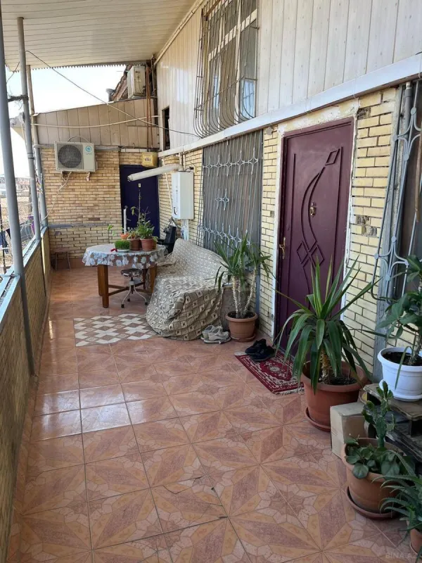 Satılır 4 otaqlı mənzil 130 m²