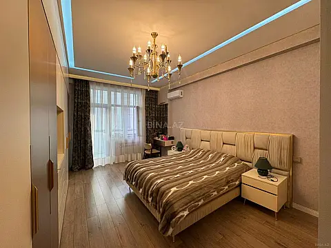 Satılır 3 otaqlı mənzil 102 m²