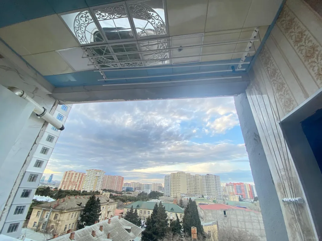 Satılır 2 otaqlı mənzil 56 m²