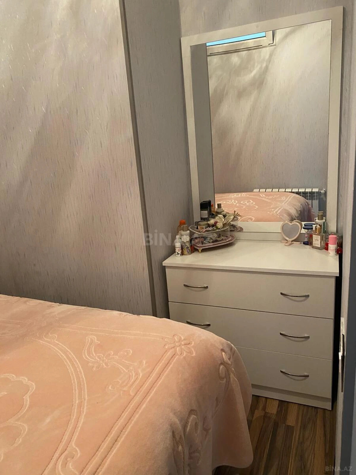 Satılır 2 otaqlı mənzil 56 m²