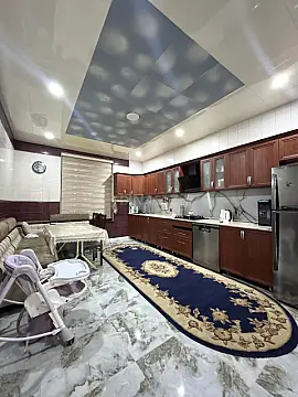 Satılır 6 otaqlı həyət evi 350 m²