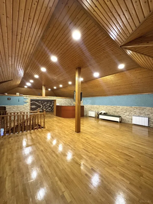 Satılır 6 otaqlı həyət evi 350 m²