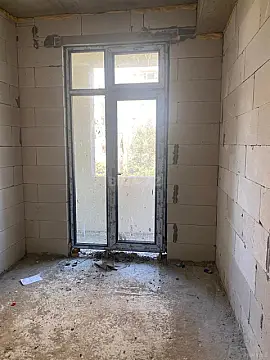 Satılır 4 otaqlı mənzil 126.7 m²