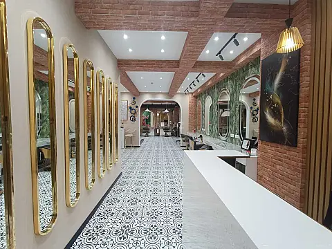 Satılır obyekt 200 m²