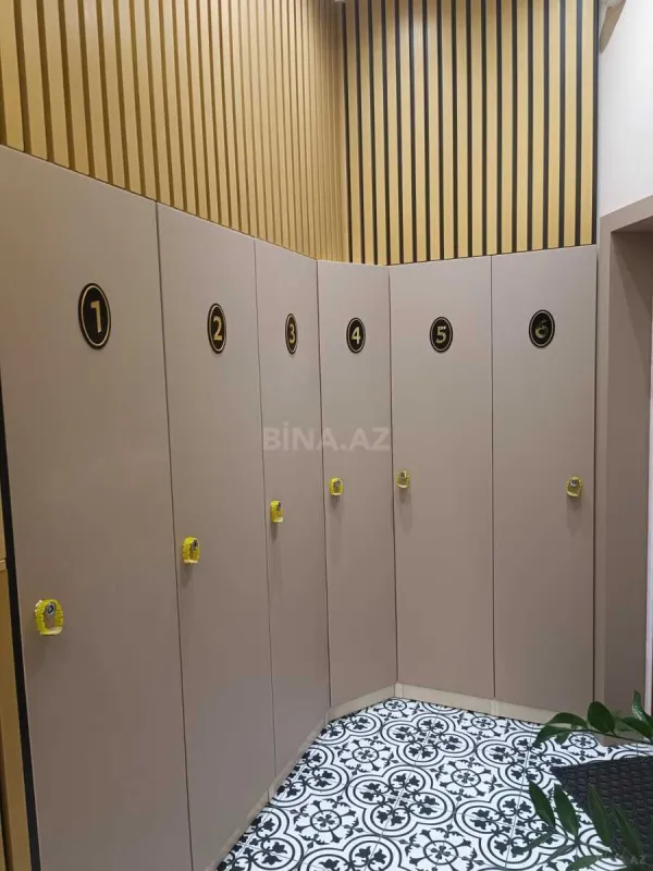 Satılır obyekt 200 m²