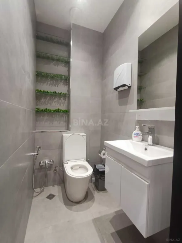 Satılır obyekt 200 m²