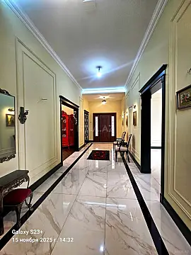 Satılır 6 otaqlı həyət evi 400 m²