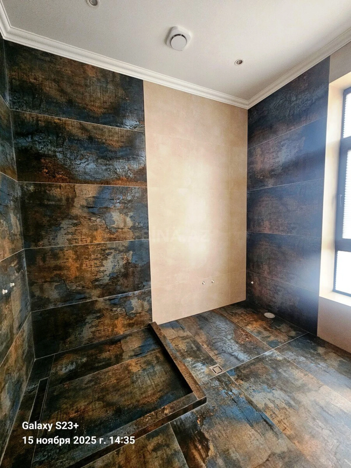 Satılır 6 otaqlı həyət evi 400 m²