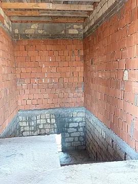 Satılır 8 otaqlı həyət evi 420 m²