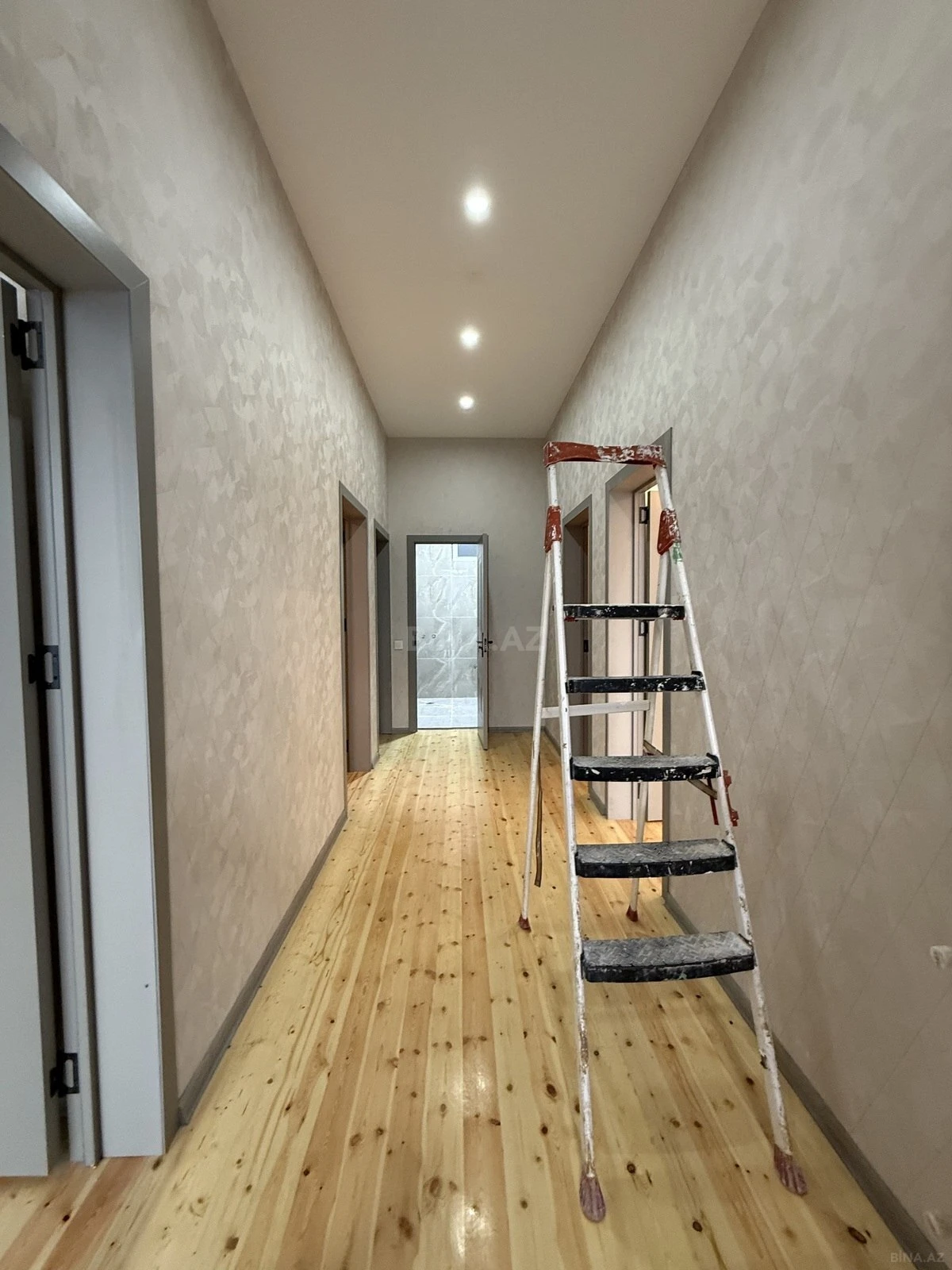 Satılır 4 otaqlı həyət evi 120 m²