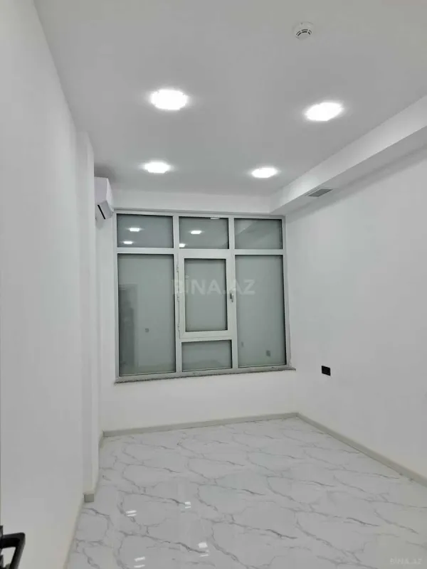 Kirayə verilir 16 otaqlı ofis 400 m²