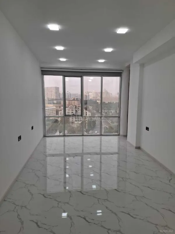 Kirayə verilir 16 otaqlı ofis 400 m²