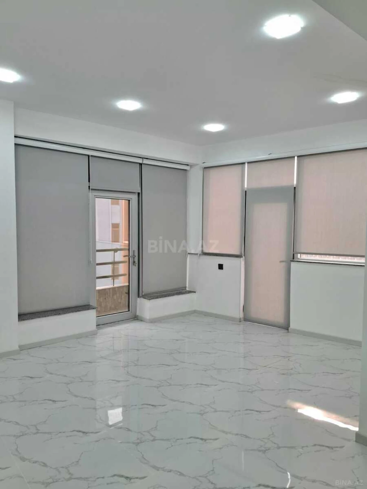 Kirayə verilir 16 otaqlı ofis 400 m²