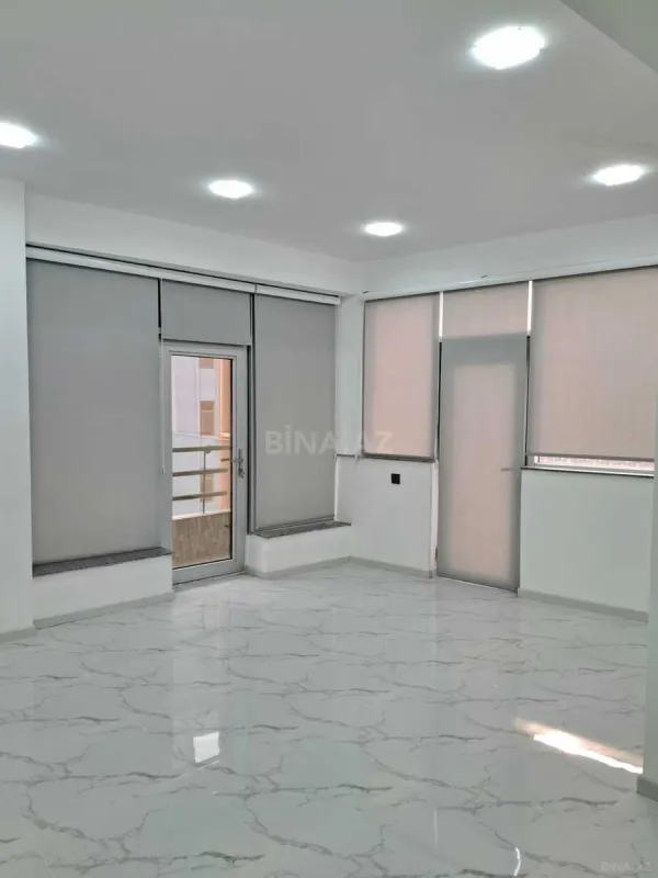 Kirayə verilir 16 otaqlı ofis 400 m²