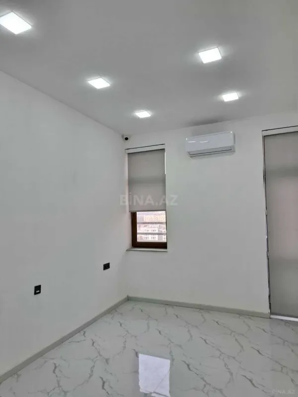 Kirayə verilir 16 otaqlı ofis 400 m²