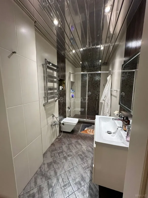 Satılır 3 otaqlı mənzil 150 m²