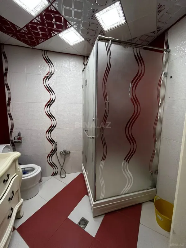 Satılır 3 otaqlı mənzil 155 m²