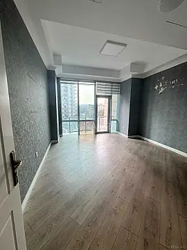 Kirayə verilir 3 otaqlı ofis 120 m²