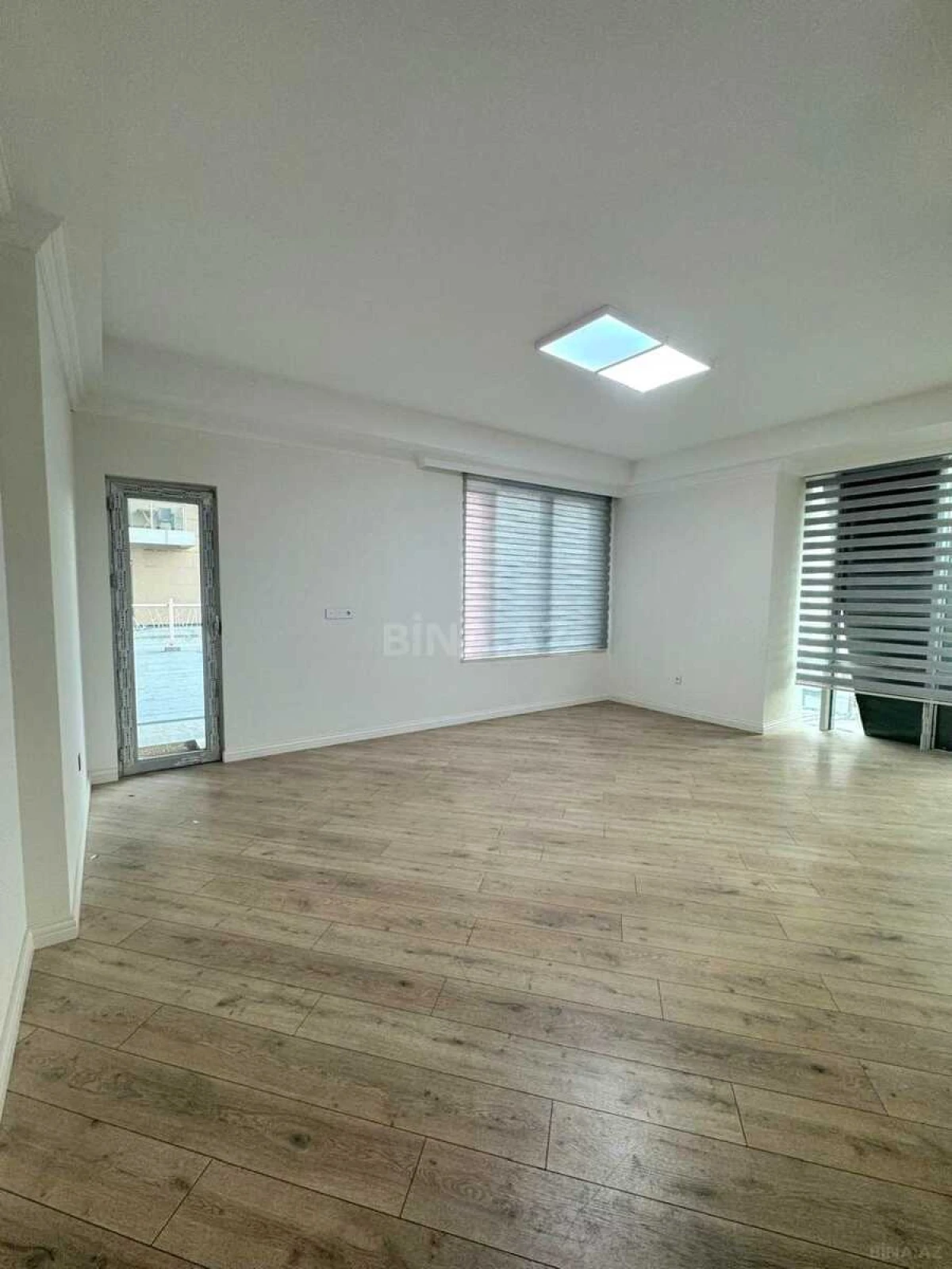 Kirayə verilir 3 otaqlı ofis 120 m²