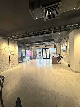 Satılır obyekt 440 m²