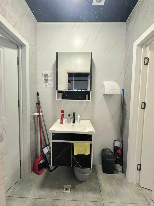 Satılır obyekt 440 m²