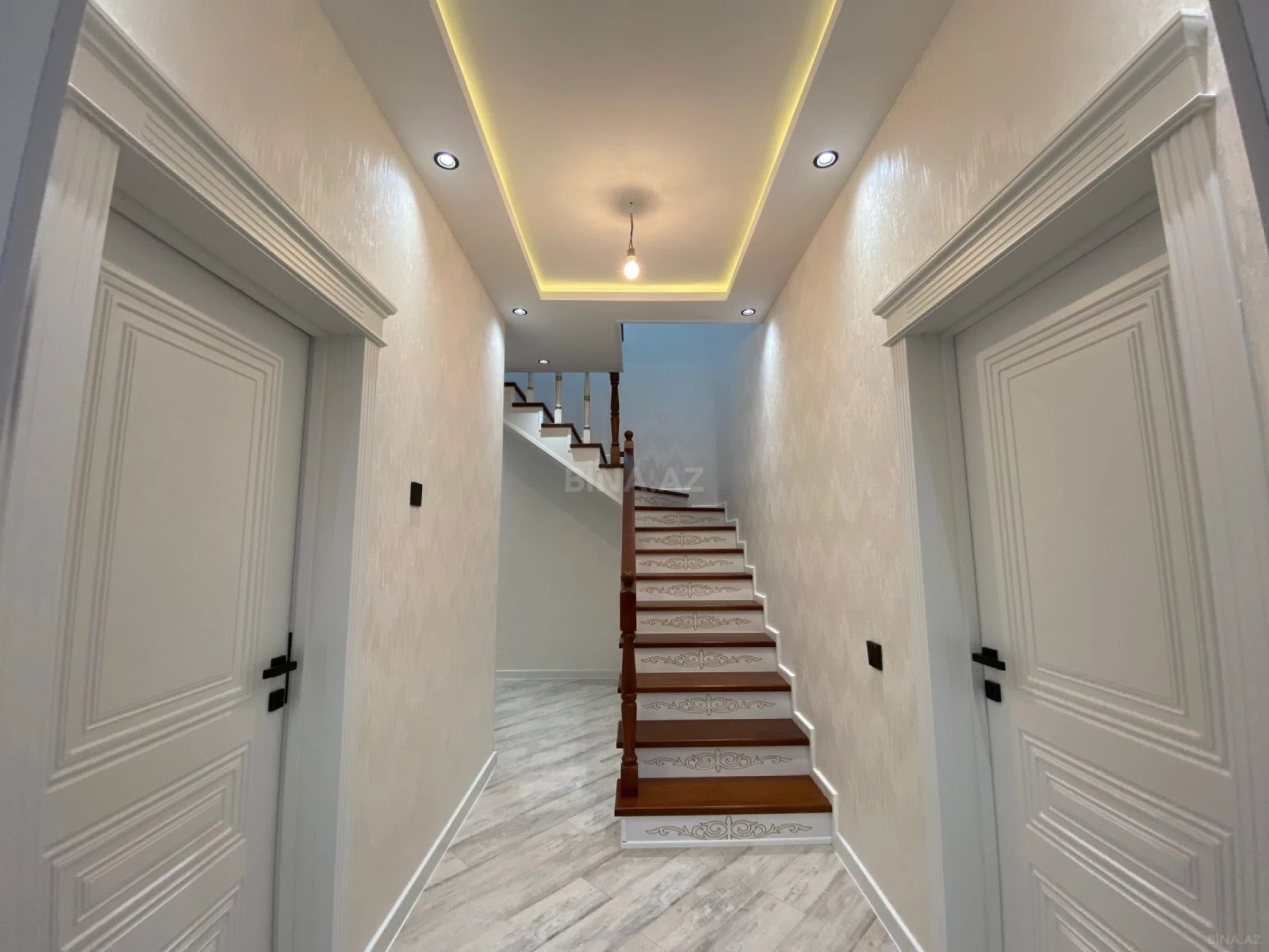 Satılır 4 otaqlı həyət evi 150 m²